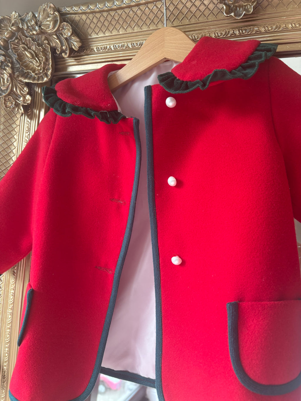 RB sonata red coat