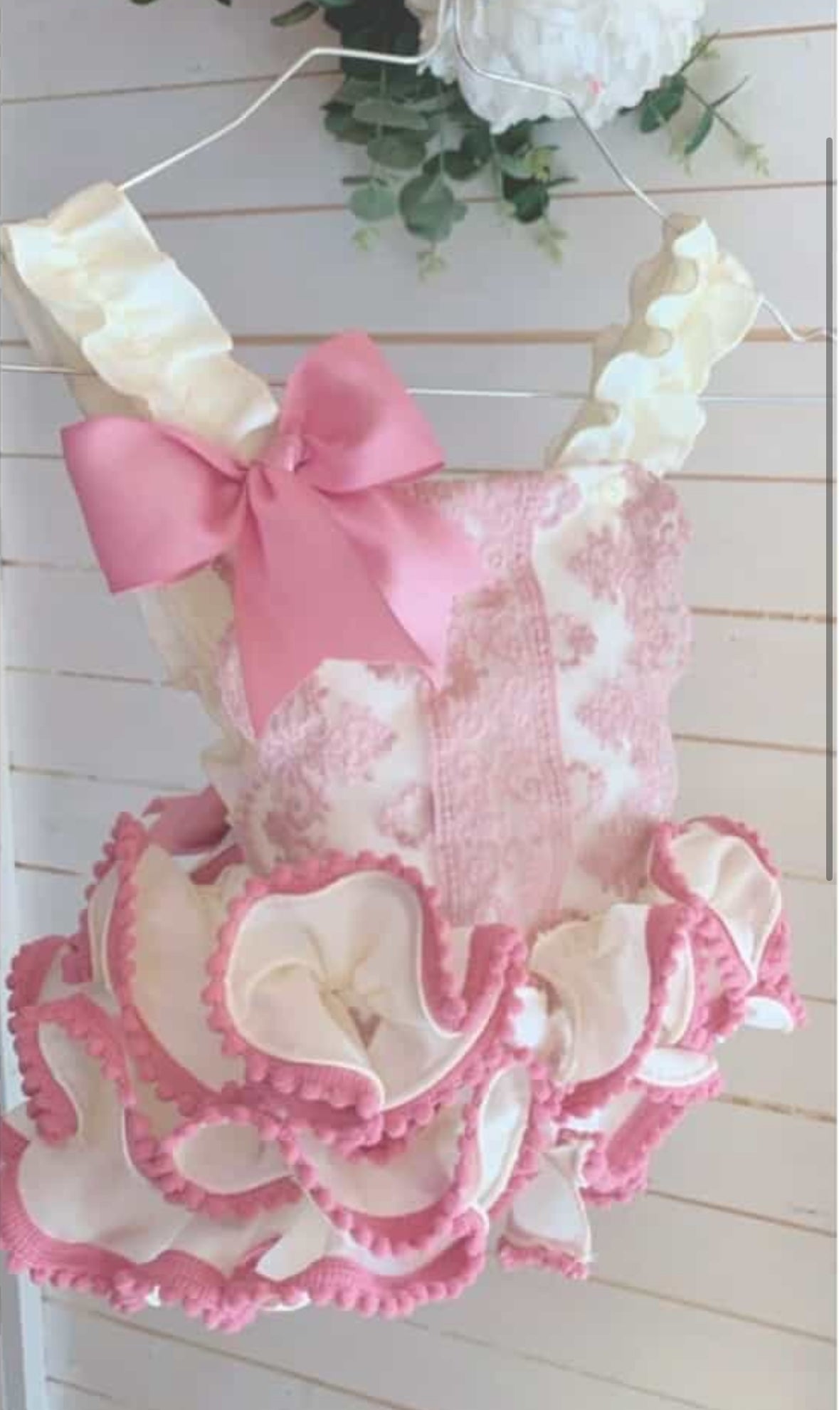 Ela ruffle romper dusty pink