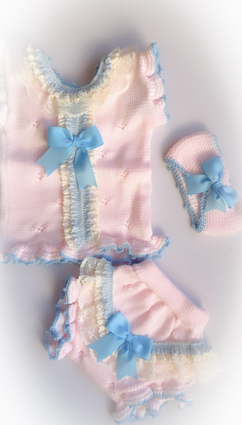 Baby knitted blue and pink set