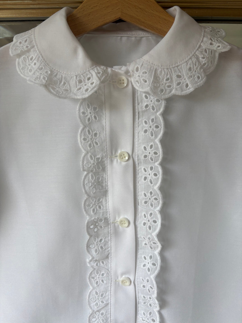 RB school blouse white