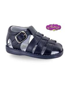 Boys sandals small