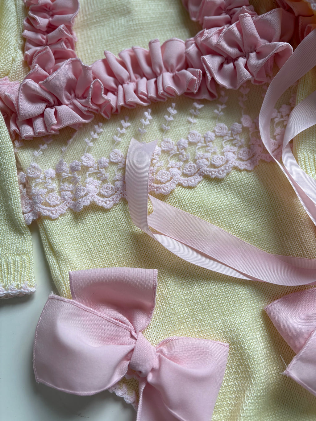 Baby knitted Ela yellow and pink set