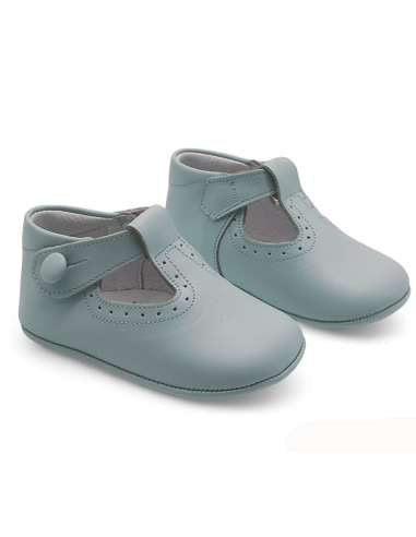 Boys pram shoes t bar