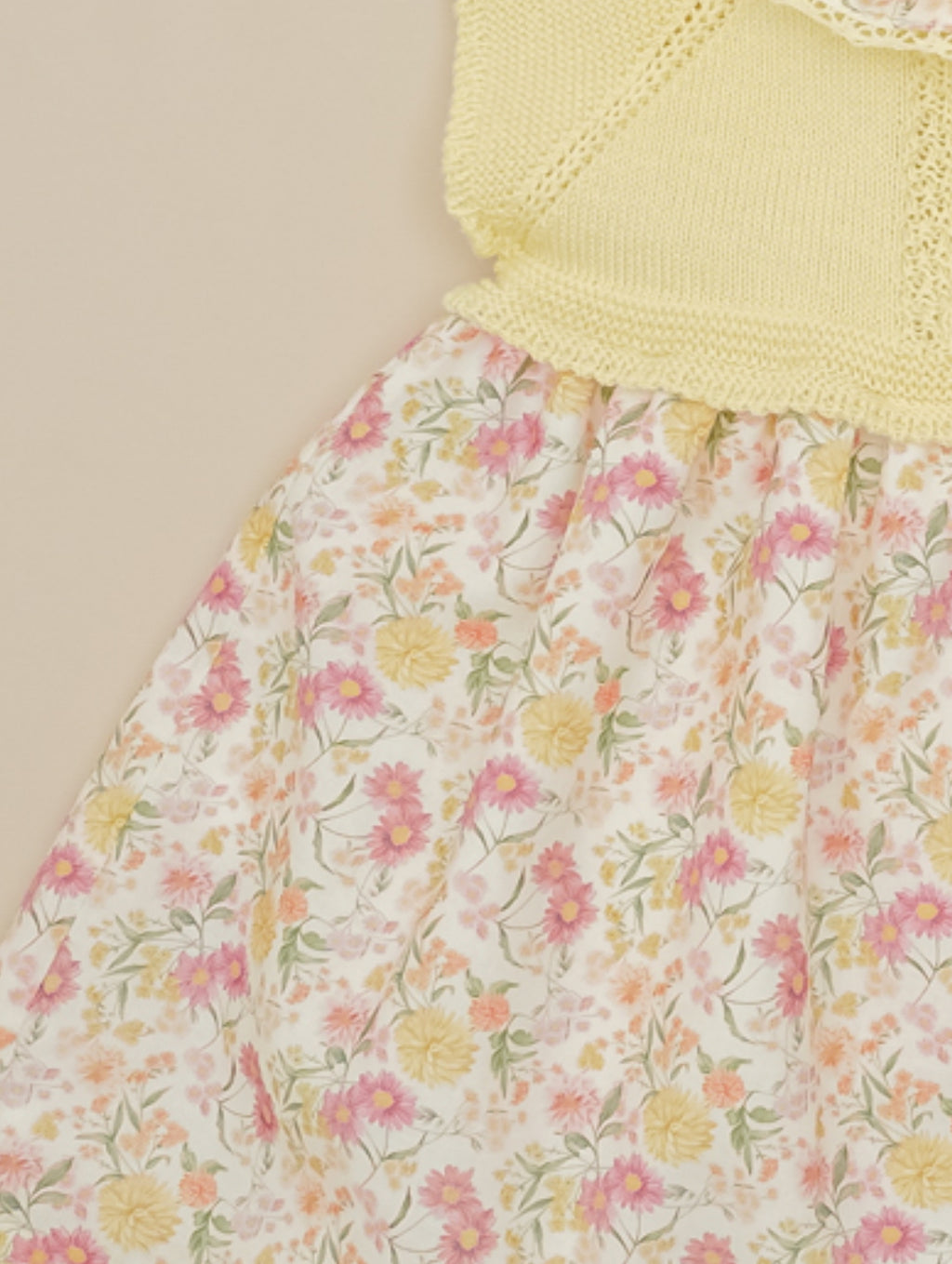 Petals top knitted dress