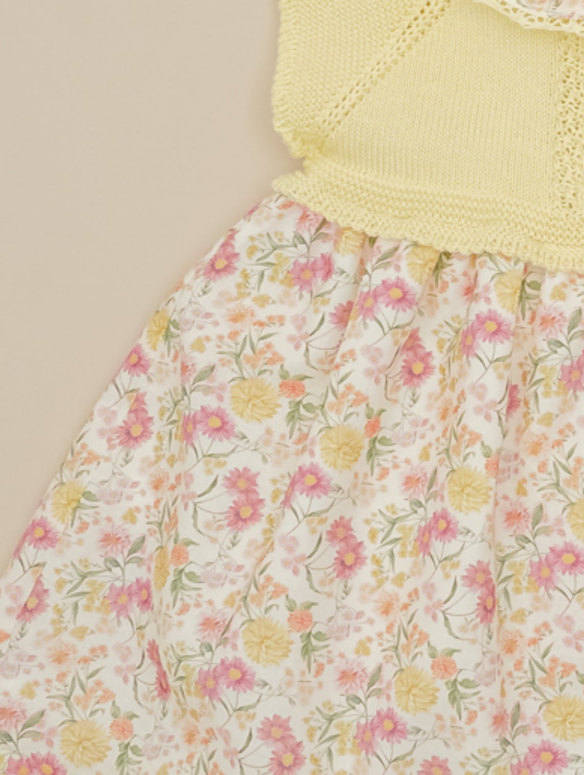 Petals top knitted dress