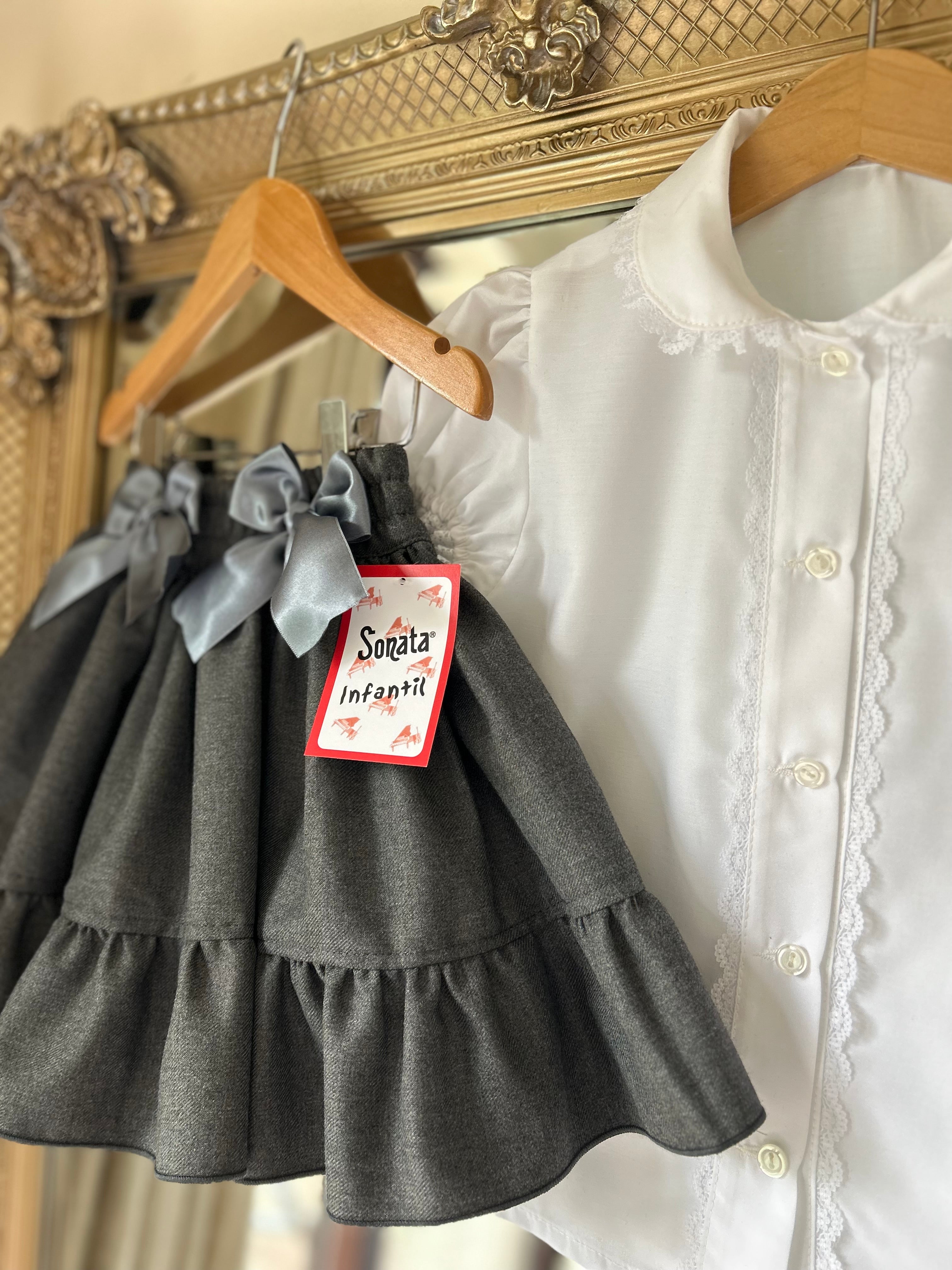 RB school skirt