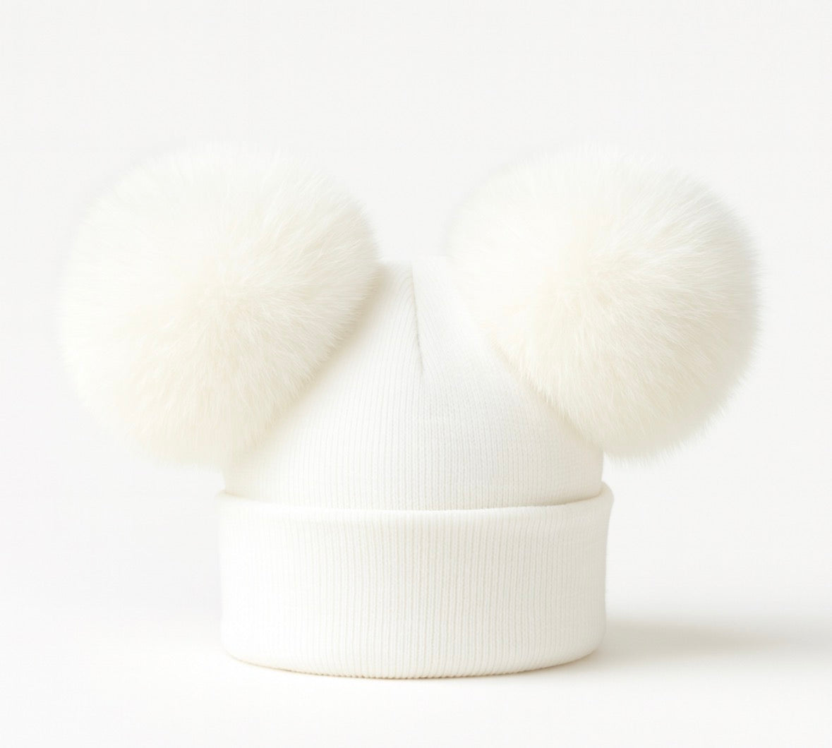 Double pom Pom hat