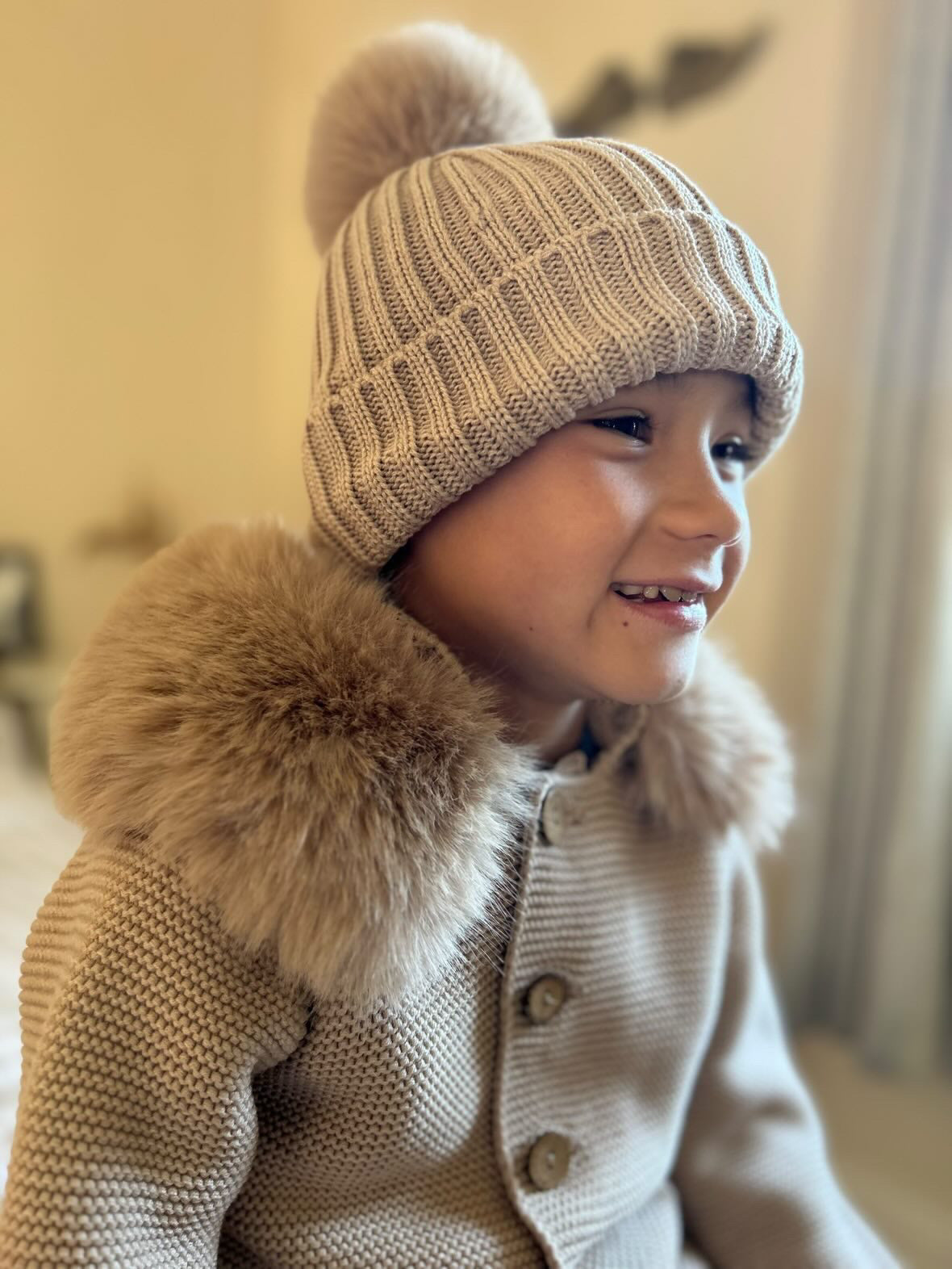 Pangasa real fur ribbed hat