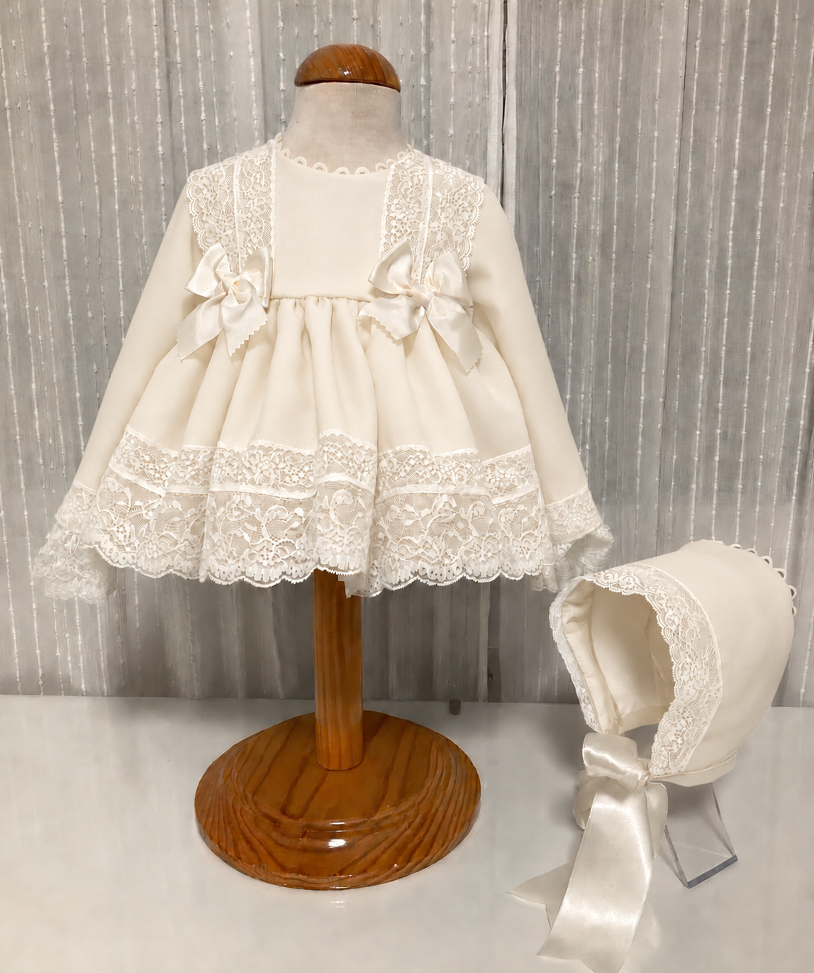 RB Rocio dress cream