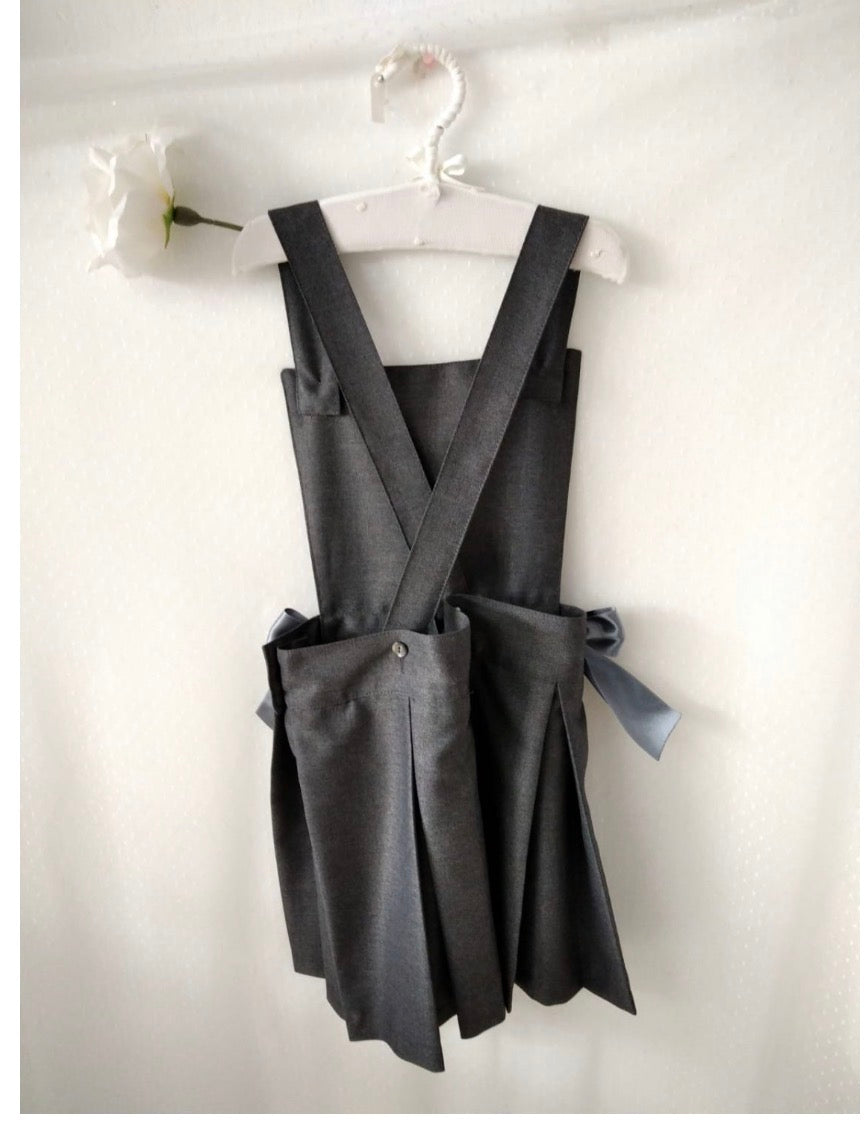 RB Ana liso pinny