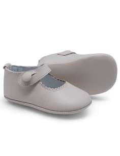 Girls pram shoes button