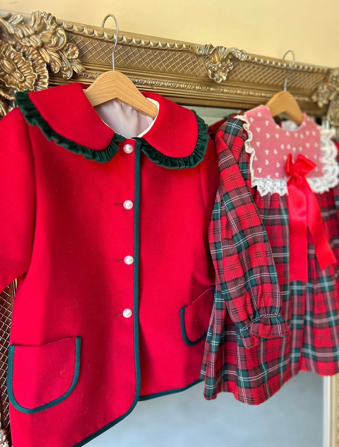 RB sonata red coat
